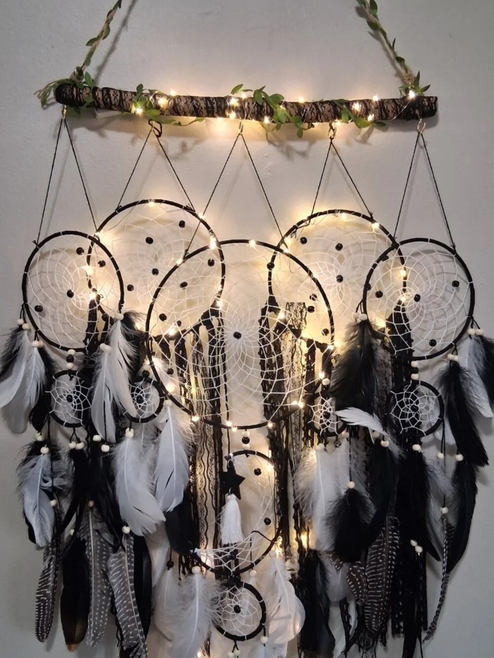 🖤✨ Raven’s Whispering Veil – 5 Ring Dreamcatcher with LED Lights ✨🖤